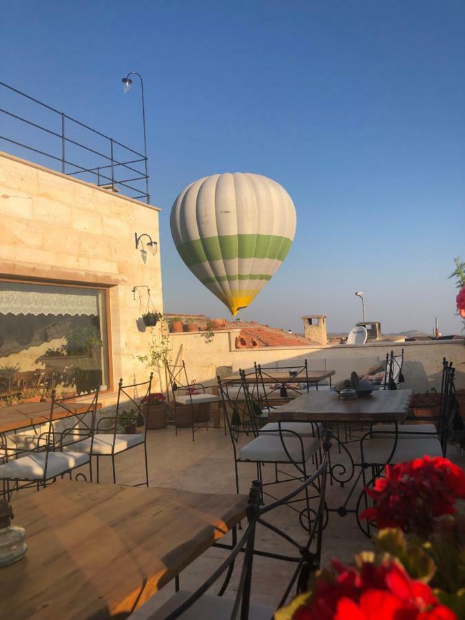 Ikarus Cappadocia Hotel Üçhisar Esterno foto